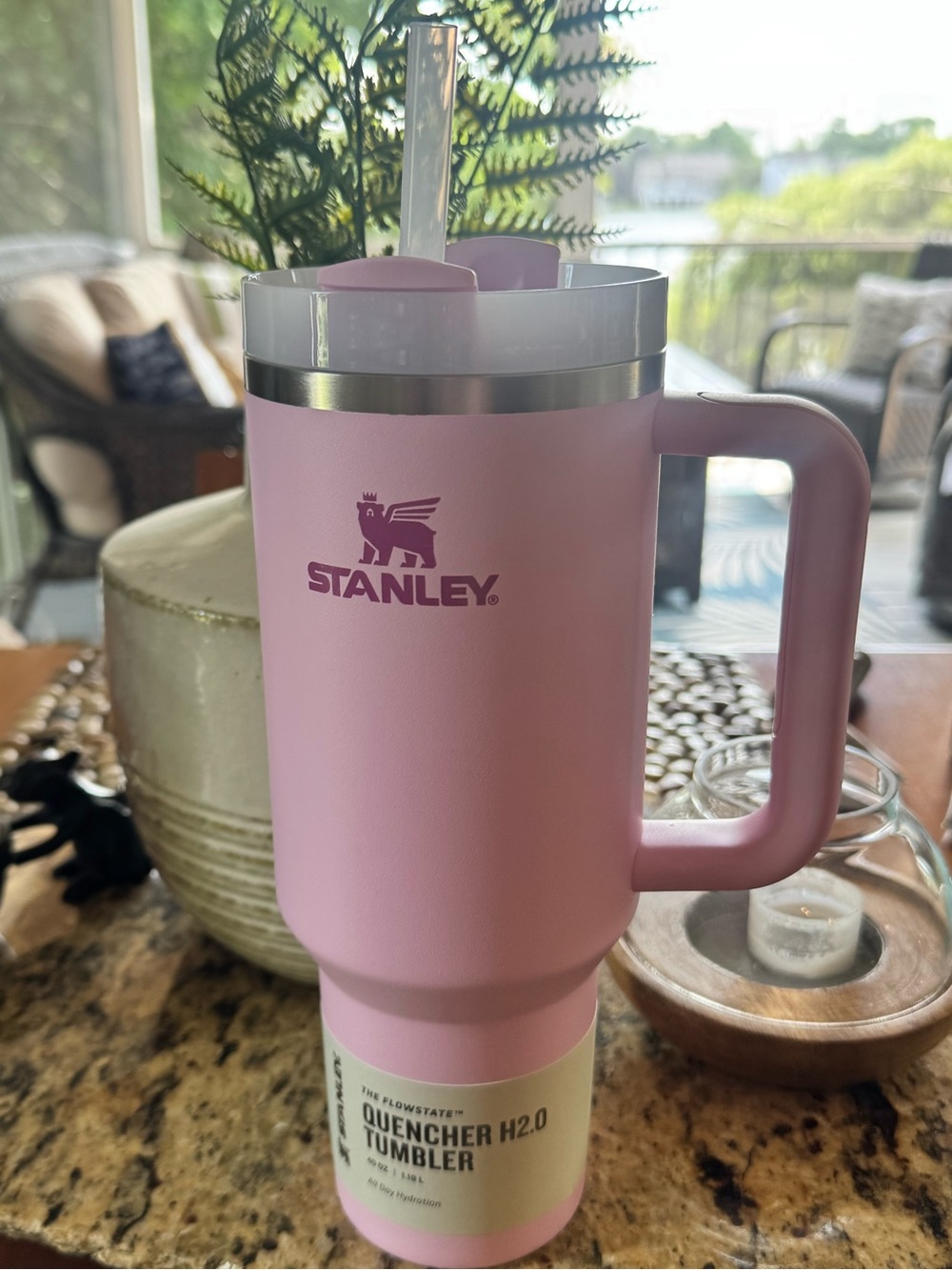 Stanley Pink Insulated Quencher Tumbler with Handle 40 Oz cherry blossom new